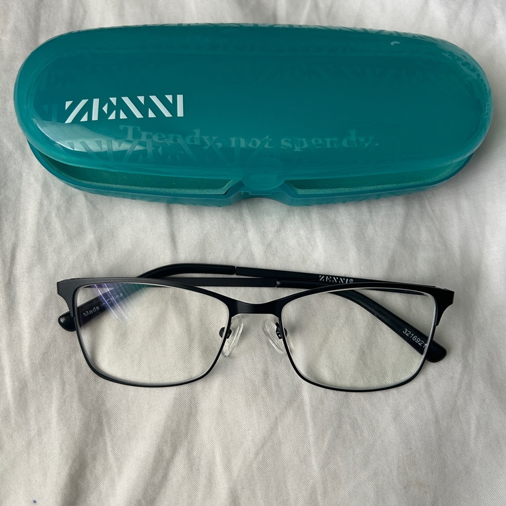 Zenni Black Eyeglasses with Case cat eyed rectangular full rim. Frames.